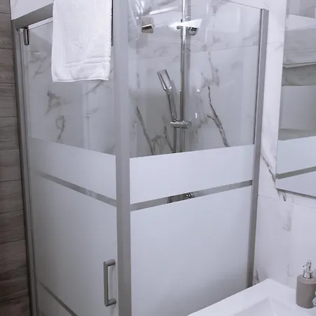 Casetta 46 * Ostia Antica